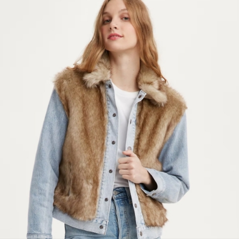 NWT Levi's Light Blue and Brown Jean Jacket